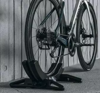 Stojak rowerowy Rockbros 27210013001 na koło roweru - czarny