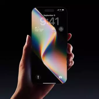 Szkło Prywatyzujące Spigen Glas.tr ”ez Fit Pro” do Iphone 16 Pro / 17 / 17 Pro Privacy