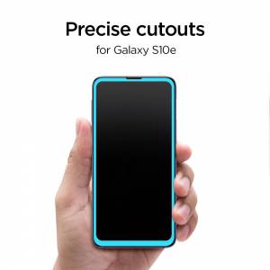 Szkło hartowane Spigen Glass Fc do Galaxy S10e Black