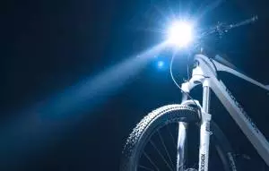 Lampka Rowerowa Rockbros Czarna 600LM